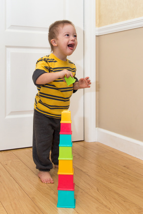 Le jeu pour favoriser le développement cognitif et psychomoteur d'un enfant atteint d'un handicap mental